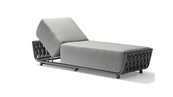 Hug Chaise Lounge